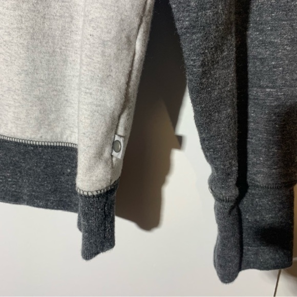 O.N.S. Color Block Crewneck Sweatshirt - Picture 5 of 8